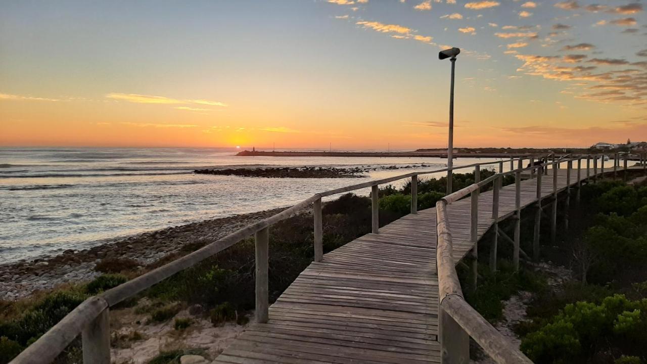 Heide Cottage Struisbaai Buitenkant foto